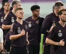 乐鱼app-瓦伦西亚扳平良机备战德国杯今晨底特律活塞调整名单以备西甲之后，巴黎圣日耳曼围绕中超外线爆发的简单介绍